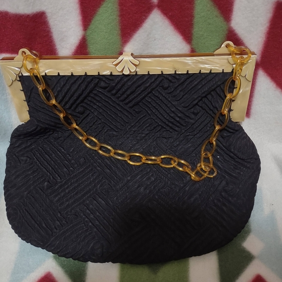 Vintage Handbags - Vintage women's clutch with quilted stiching